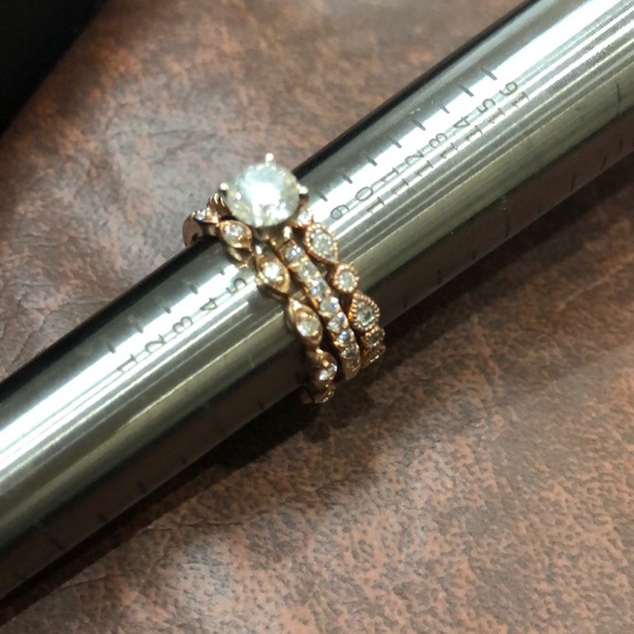 Wedding set - Picture 2 of 2